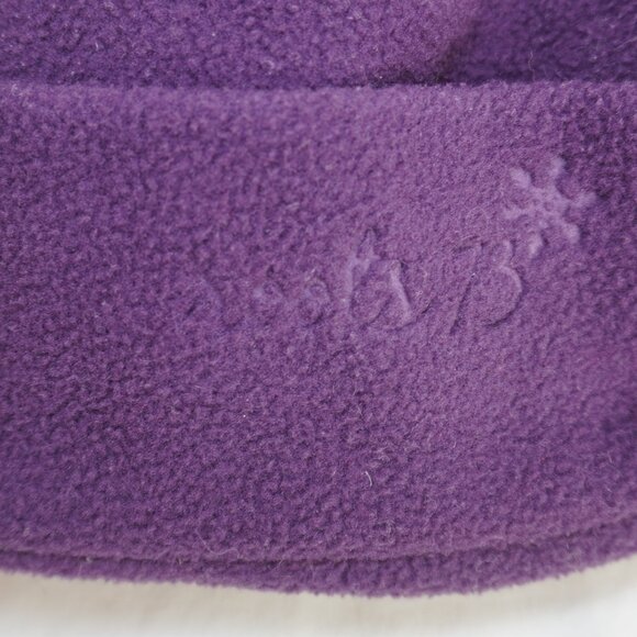 3/$20 - Cute Roots Fall Winter Hat - Cozy Canadian Fashion - Canada - Picture 2 of 5
